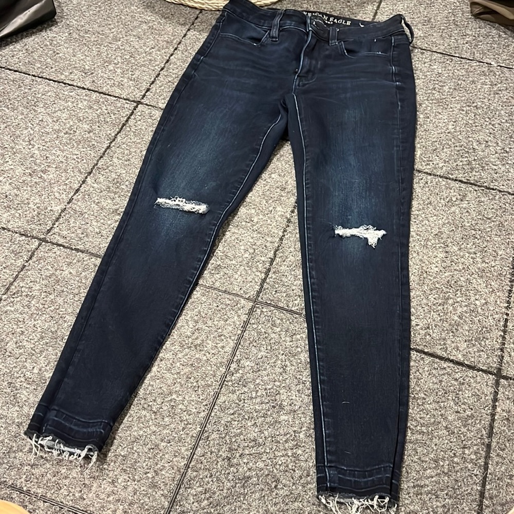 American Eagle Super Stretch Size 2 Jeans